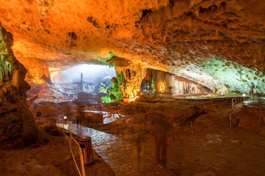 2-Day Royal Palace Ha Long Bay & Ti Top Island Cruise - Should you book the Royal Palace cruise?