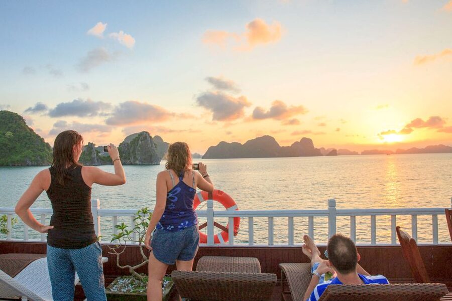 2-Day Royal Palace Ha Long Bay & Ti Top Island Cruise - Day two: sunrise Tai Chi and Surprise Cave