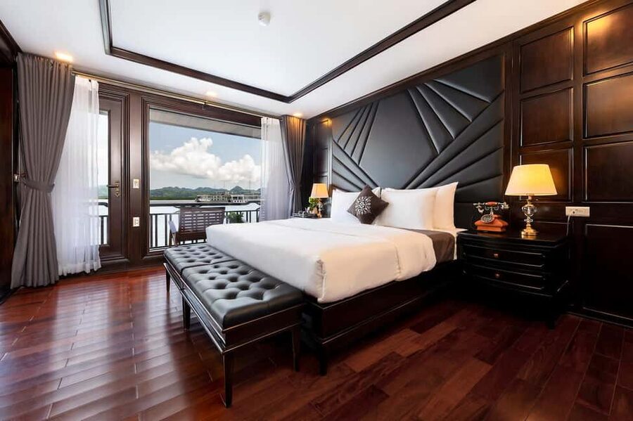 2 Days Halong 5 Stars Cruise with Free Pickup from Hanoi - Cooking class, dinner, and a night on the water