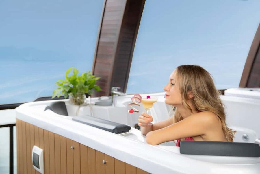 2 Days Halong 5 Stars Cruise with Free Pickup from Hanoi - Lunch with the first bay views