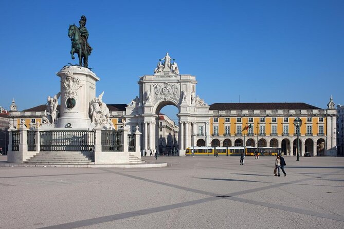 2 Hour Lisbon Sunset and Wine Sailing Tour - Belém Tower from the water