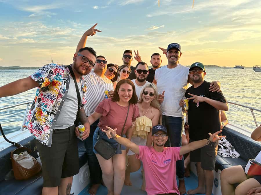 2-hour tour in Cartagena Sunset View in party boat - What This Cartagena Boat Trip Really Is
