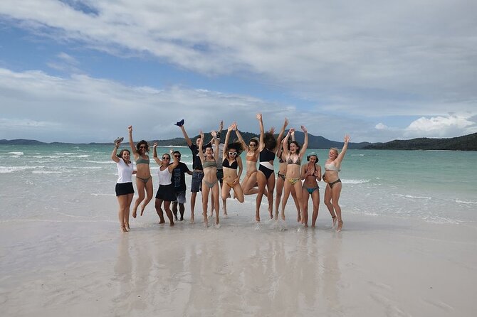 2-Night Whitsundays Sailing Cruise incl. Whitehaven Beach & Great Barrier Reef - Snorkeling at Luncheon Bay, Caves Cove, and Blue Pearl Bay
