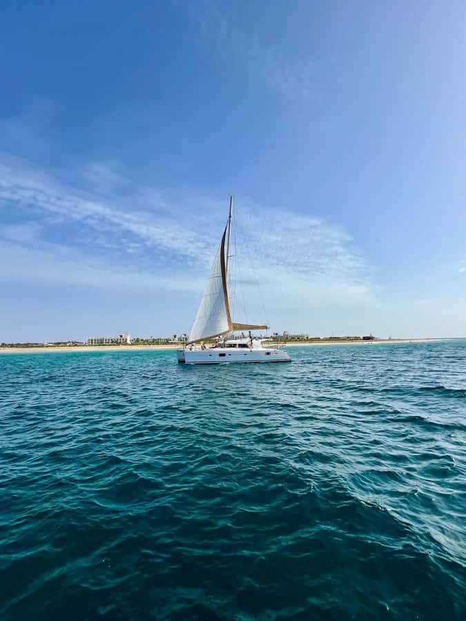 3-hour Catamaran Adventure on the waters of Sal Island - Sal’s three-hour catamaran cruise at a glance