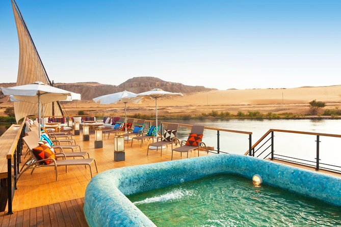 4-Days Nile Cruise From Aswan To Luxor including Abu Simbel and Hot Air Balloon - Day three: Edfu by carriage and Luxor after dark