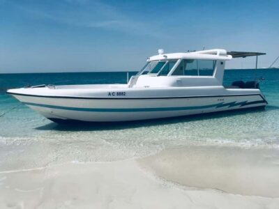 Abu Dhabi: 4-Hour Guided Cruise & Island Hopping