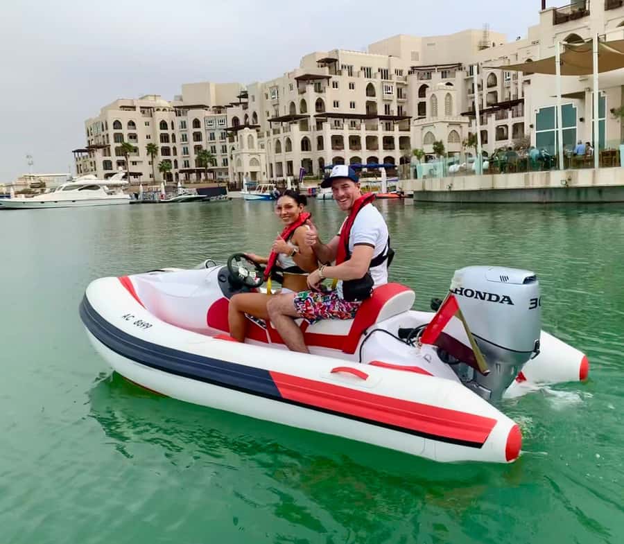 Abu Dhabi: Yas Island Self-Driving Guided Speedboat Tour - Heritage Island and Abu Dhabi’s older character