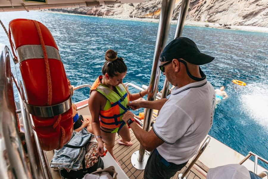 Adeje: Whale and Dolphin Watching Cruise with Lunch and Swim - Who will enjoy this Adeje cruise most?