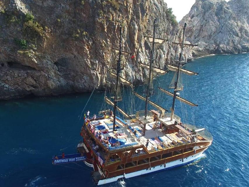 Alanya: Catamaran Boat Tour with Snorkeling with Lunch - Cleopatra Beach and the swimming breaks