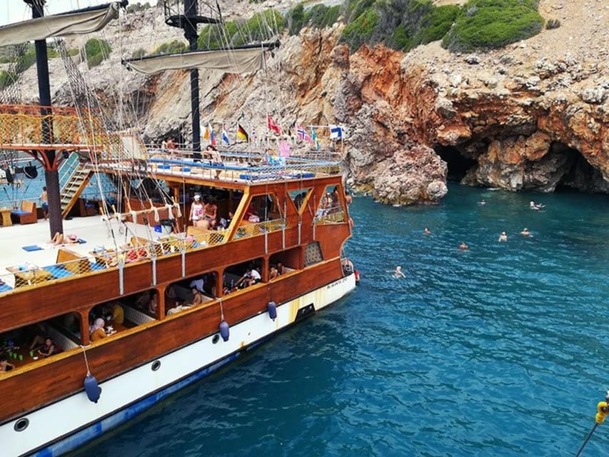 Alanya: Catamaran Boat Tour with Snorkeling with Lunch - Lunch on the Turkish Riviera