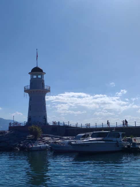 Alanya: Luxury Pirate Boat with Lunch & Unlimited Drinks - Lunch, Drinks, and Extra Costs