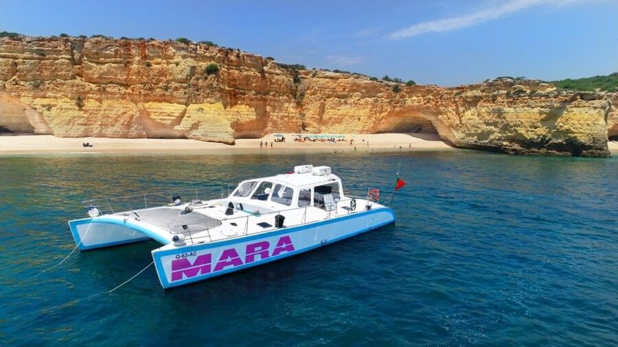 Albufeira: Catamaran Cruise with BBQ & Open Bar on the Beach - Getting Close to Benagil’s Famous Caves