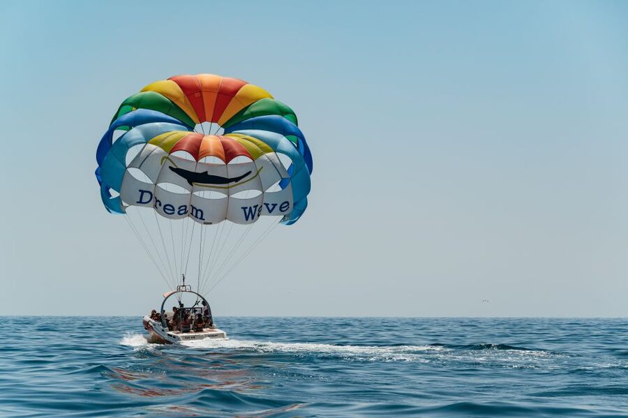 Albufeira: Parasailing Boat Trip - What the 80-meter flight feels like