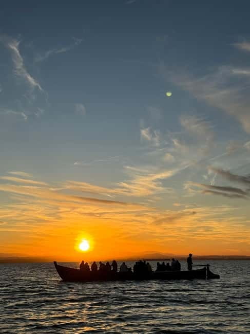 Albufera Valencia: Guided electric boat ride, also at sunset - At El Tío Pastilla Pier