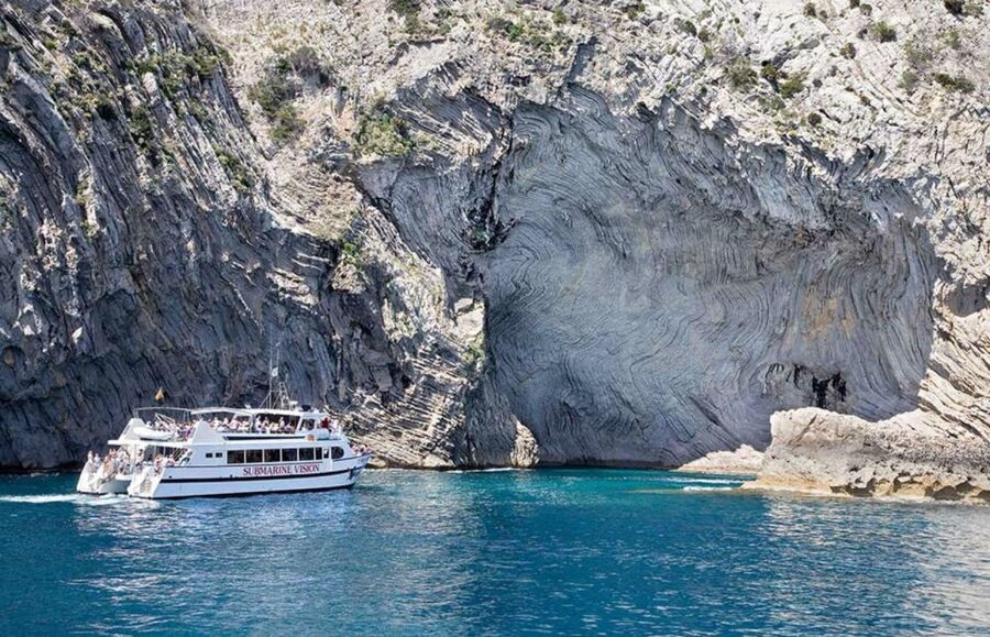Alcudia: Boat Trip to Coll Baix - The main drawbacks to keep in mind