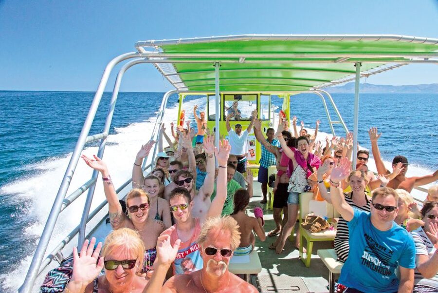 Alcudia: Caves & Coastline Boat Trip w/ Snorkelling - Entering The Marine Caves