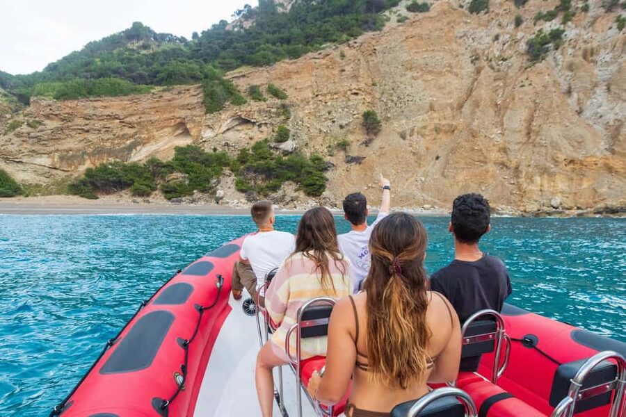 Alcudia: Sightseeing, Sea Caves & Snorkel Speedboat Tour - Ses Caletes: the longer swimming break