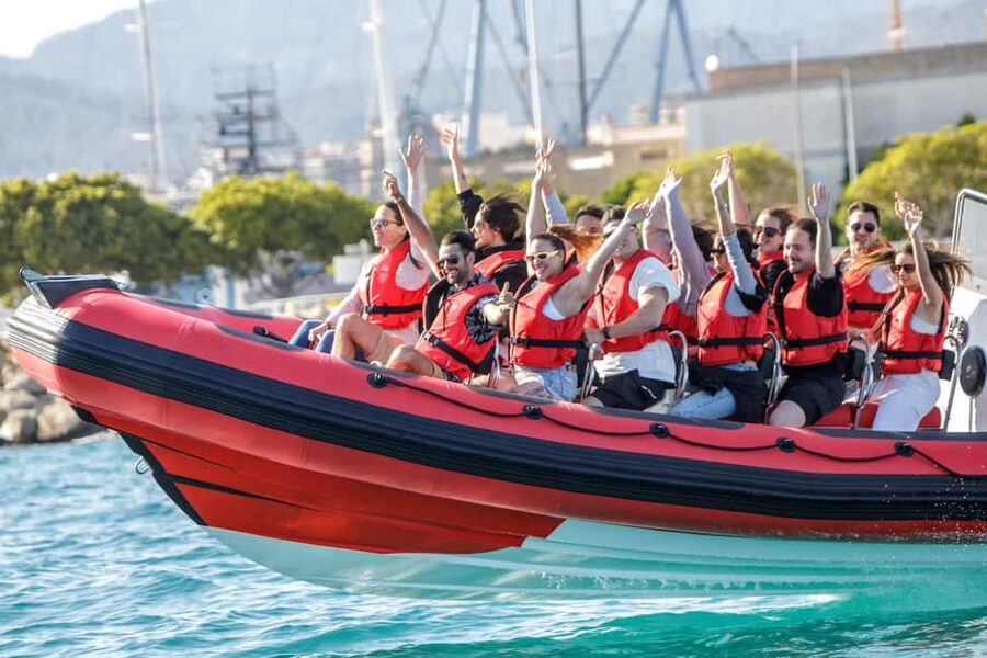 Alcudia: Sightseeing, Sea Caves & Snorkel Speedboat Tour - Meeting the boat at Alcudiamar