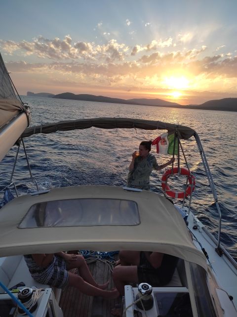 Alghero: Sunset Sailing Aperitif Experience - Aperitivo, Sardinian snacks, and Andrea’s spritz