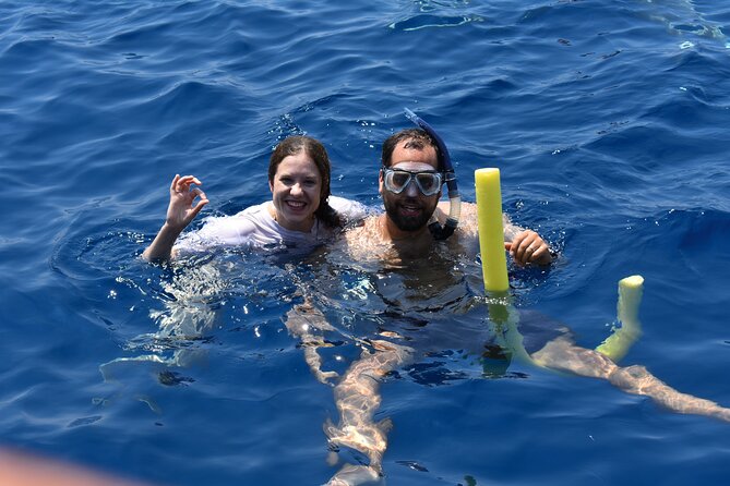 All Day Cruise -3 Islands to Agistri,Moni, Aegina with lunch and drinks included - Boarding the wooden boat at Marina Zea