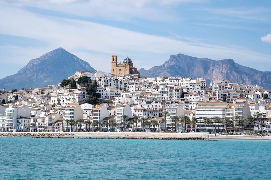 Altea: Catamaran Tour with Sunset Option - Who will enjoy this catamaran ride most?