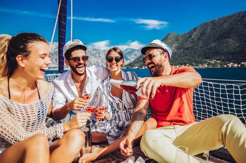 Amalfi Coast: Boat and Snorkeling Tour with Fruit & Drinks - Amalfi to Conca dei Marini: Grottoes, Beaches, and the Arc of Lovers