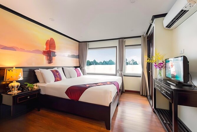 Amanda Cruise - Ha Long, Lan Ha Bay - All Inclusive 2D1N & 3D2N - Staff service is often the best part
