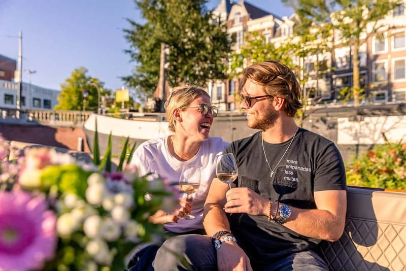Amsterdam: 2-Hour Luxury Canal Cruise with Snacks & Drinks - Hortus, Scheepsvaart, and NEMO