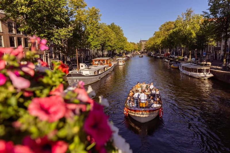 Amsterdam: 2-Hour Luxury Canal Cruise with Snacks & Drinks - Setting off from Keizersgracht