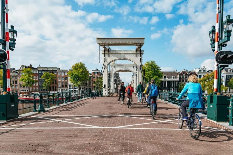 Amsterdam Bike Tour in Small Group + Optional Canal Cruise - Central Station and the eastern side of town