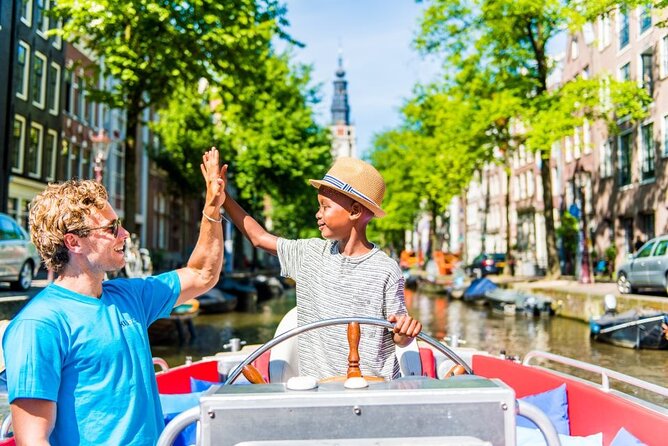 Amsterdam Canal Cruise in Open Boat with Unlimited Drinks Option - Smaller canals and the Jordaan experience
