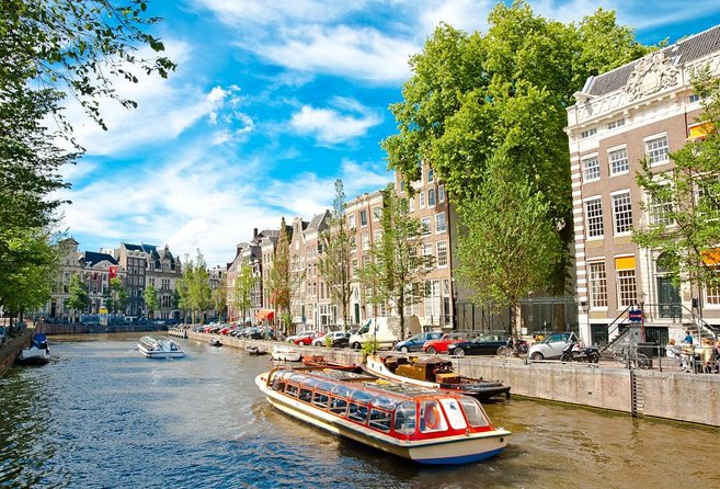 Amsterdam Canal Cruise With Live Guide and Unlimited Drinks - Key points to know before you book