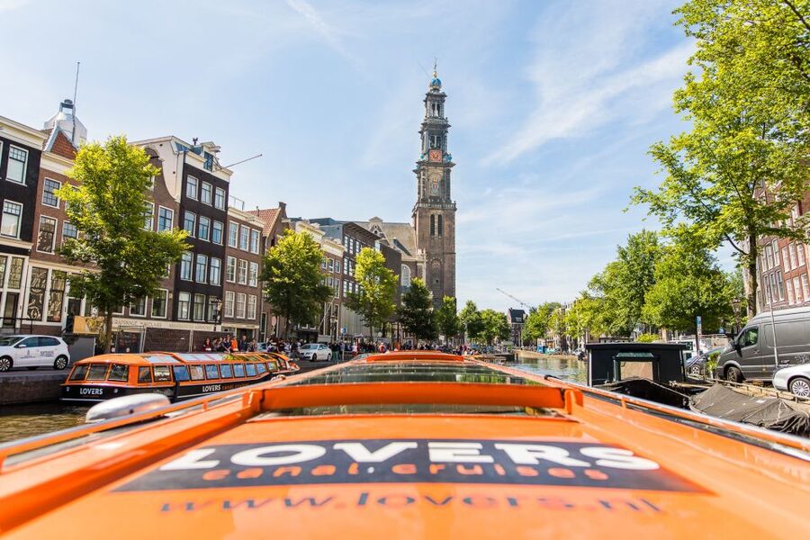 Amsterdam: City Centre Canal Cruise including Audioguide - NEMO, the Amstel, and the Stopera