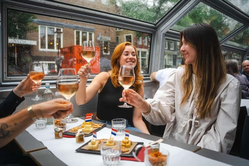 Amsterdam: Cozy Cheese & Wine Cruise Tasting Experience - Why this cruise works so well at night