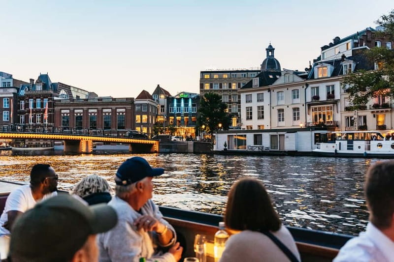 Amsterdam: Cozy Cheese & Wine Cruise Tasting Experience - Timing, weather, and what to bring