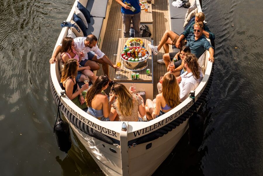 Amsterdam: Evening Candle Light Cruise With Wine & Cheese - The Magere Brug and the Amstel connection