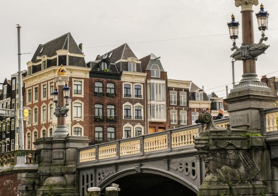 Amsterdam: German Canal Cruise with Unlimited Drinks Option - Is $25 a fair price?
