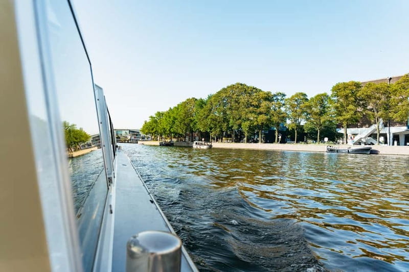 Amsterdam: Heated Canal Cruise Including Audioguide - Heated comfort matters more than you might think