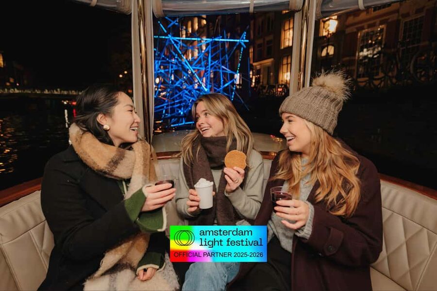 Amsterdam: Light Festival Heated Cruise + Unl Drinks & Snack - Key things to know before booking