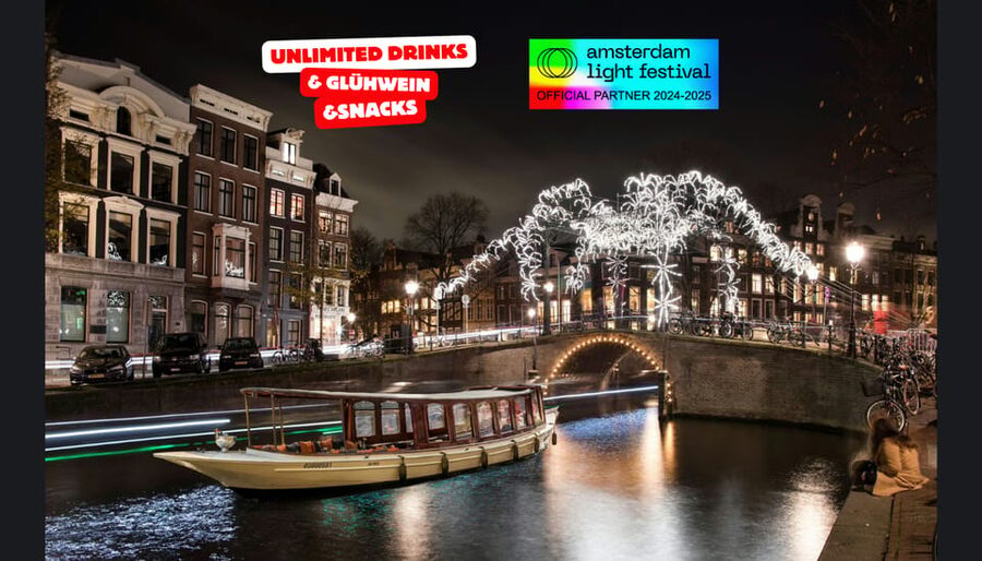 Amsterdam: Light Festival Heated Cruise + Unl Drinks & Snack - Boarding at Prins Hendrikkade or Zwanenburgwal
