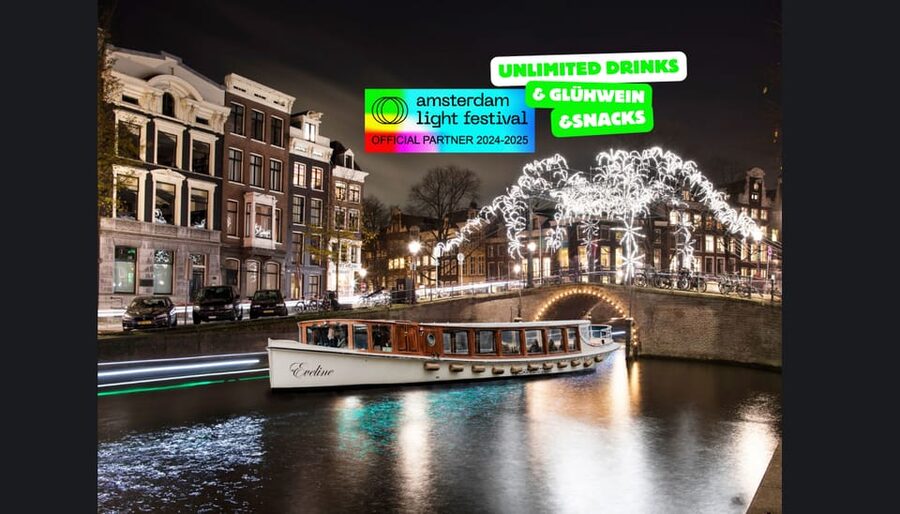 Amsterdam: Light Festival Heated Cruise w/ Drinks & Snacks - Inside the heated classic boat