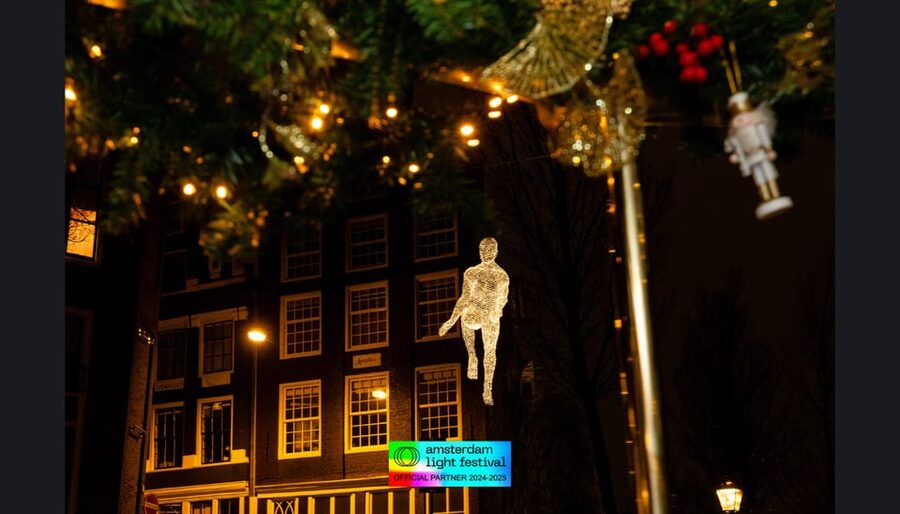 Amsterdam: Light Festival Heated Cruise w/ Drinks & Snacks - Drinks, snacks, and the value of $31