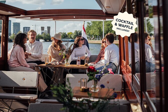 Amsterdam: Luxury Saloon Boat Cruise with Cocktails & Waffle - Key points to know before you go