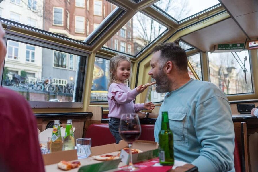 Amsterdam: Original Pizza Dinner Cruise + Unlimited Drinks - Who Will Enjoy This Most?