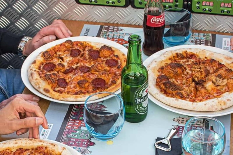 Amsterdam: Pizza Cruise with New York Pizza & Drinks - Five things to know before you book