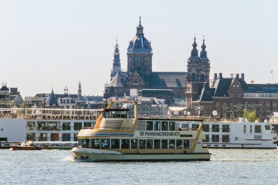 Amsterdam: River Cruise With All-You-Can-Eat Dutch Pancakes - What the 75-minute cruise actually shows you