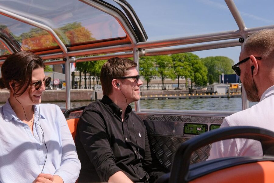 Amsterdam: Semi-Open Canal Boat Cruise - Quiet power, smooth movement, and the ride itself