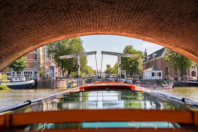 Amsterdam Sightseeing Canal Cruise with Audio Guide - Keizersgracht, Herengracht, and Prinsengracht