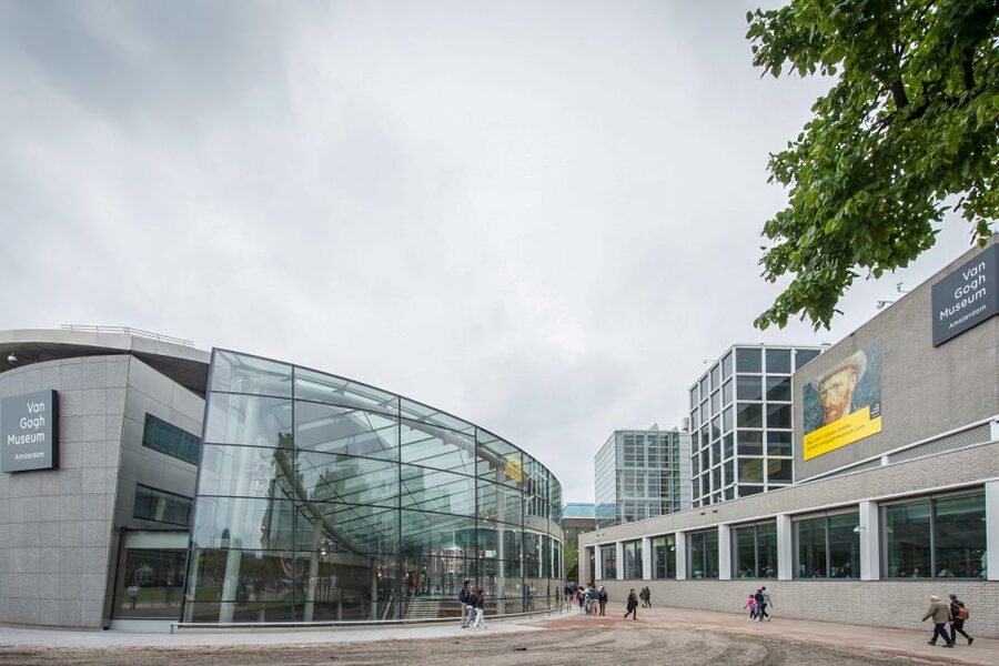 Amsterdam: Van Gogh Museum Ticket and City Canal Cruise - What you see from the 75-minute canal boat