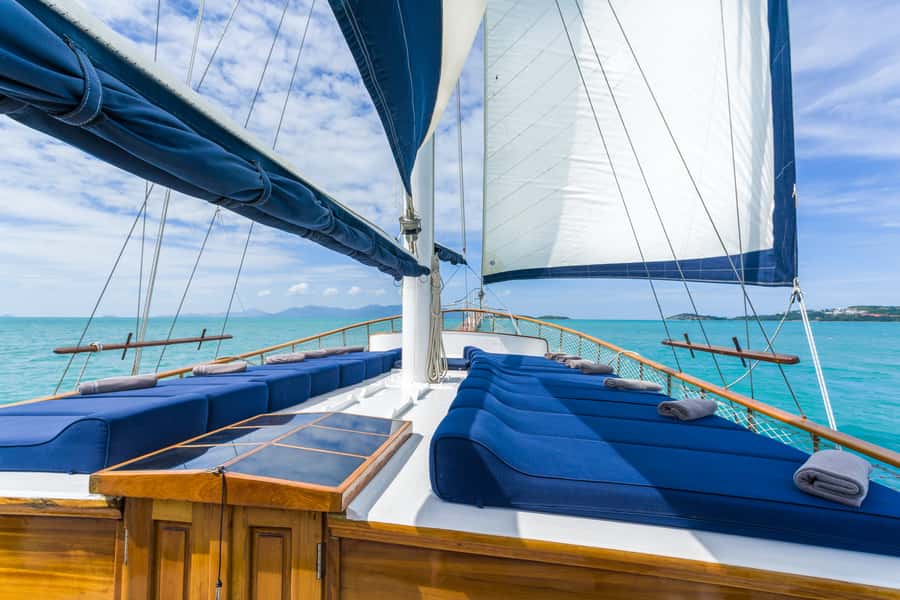Ang Thong Full-Day Discovery Cruise from Koh Samui - Breakfast, Thai lunch, and snacks all day